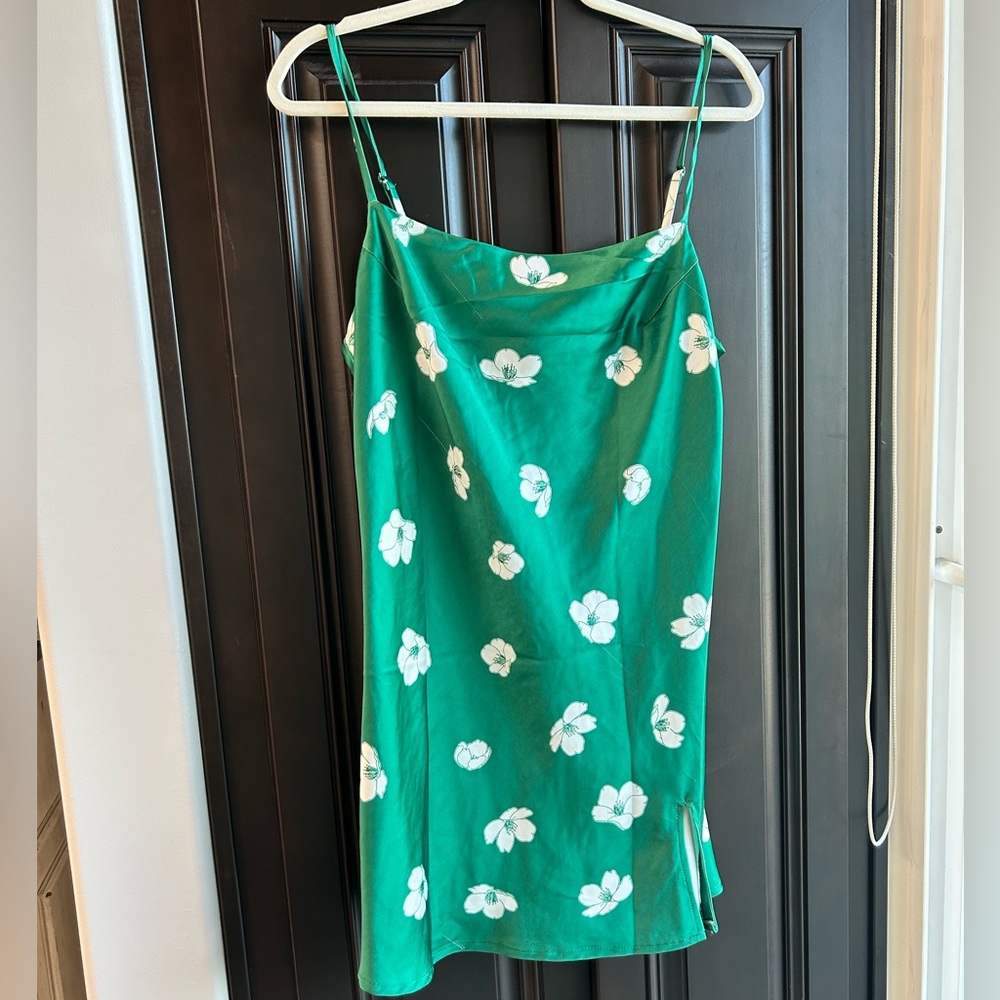 NWT Princess polly green floral dress